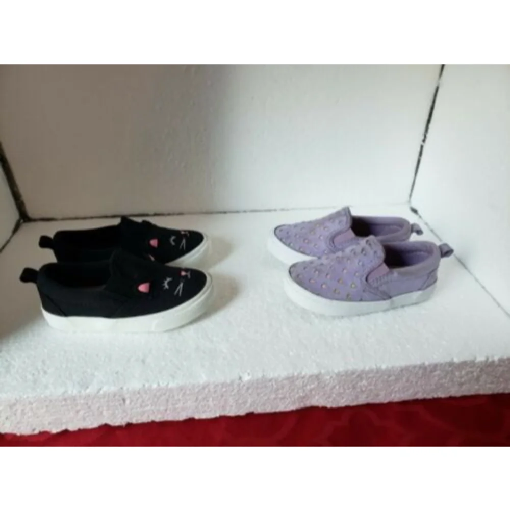Lot of Old Navy Girls Size 5 Slip On Shoes Cat, Purple Hearts